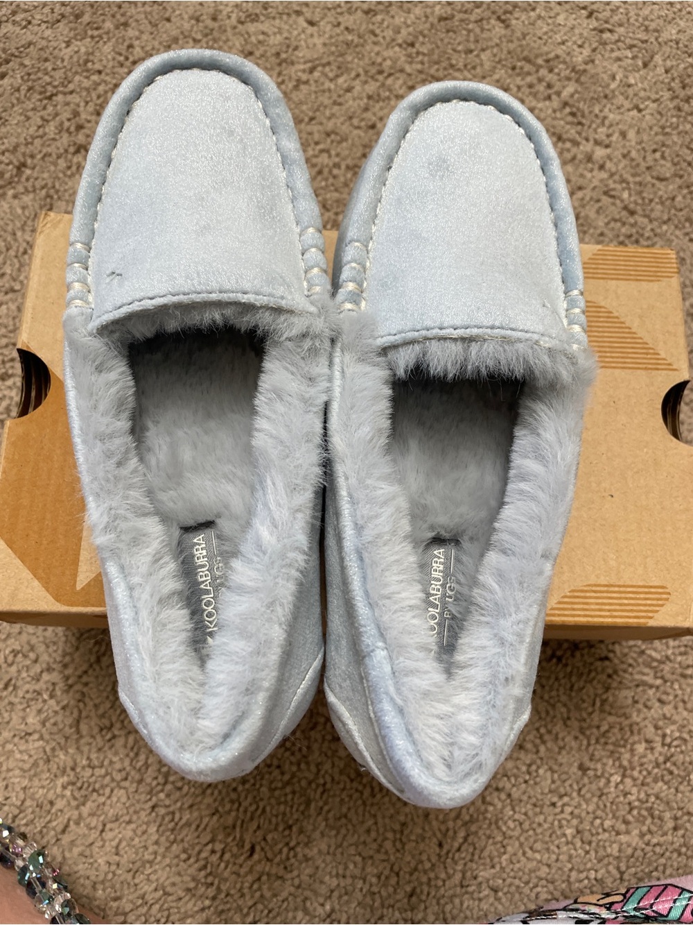 New Koolaburra by UGG Light Gray Furry Moccasin Slippers Little Girl 13M